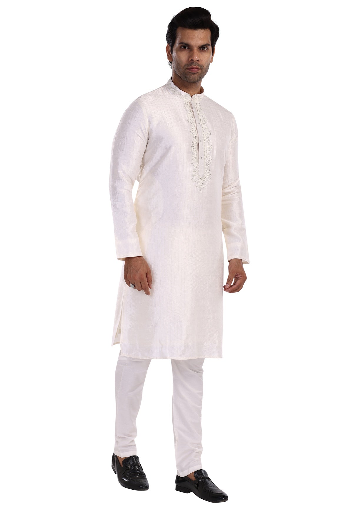 OFF WHITE KURTA PYJAMA SET