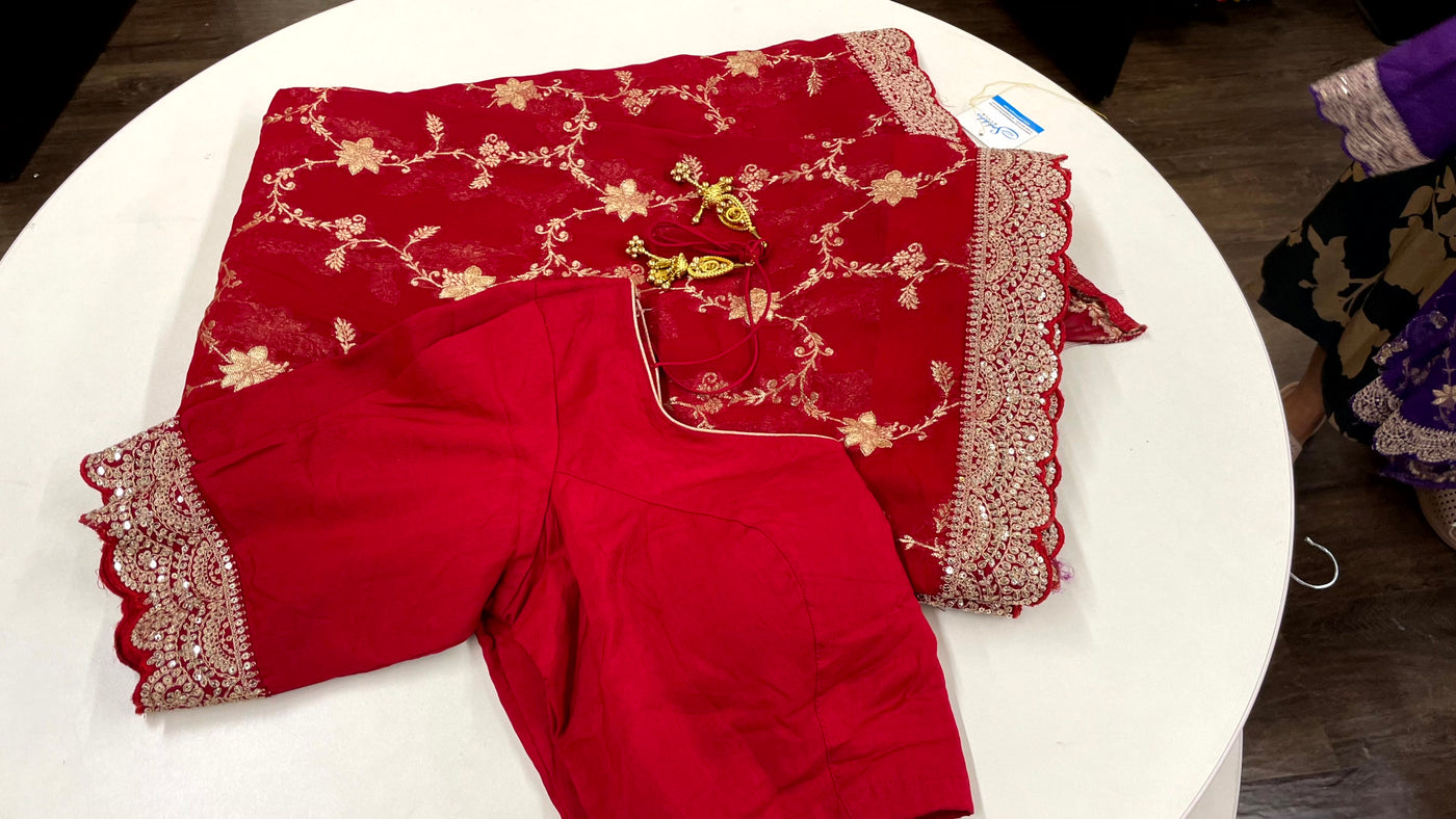 RED COLORED DESIGNER SAREE SET WITH THREAD EMBROIDERY