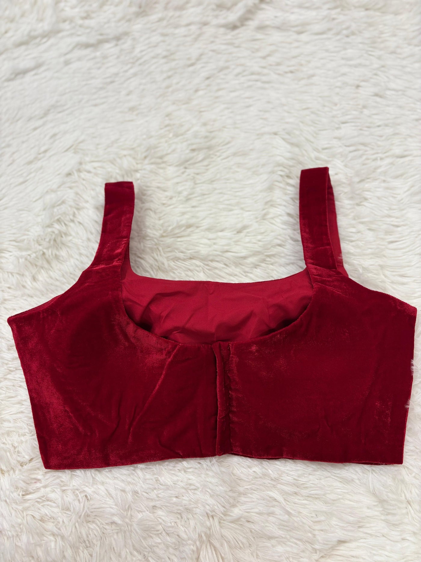 Mesmerising maroon stitched blouse