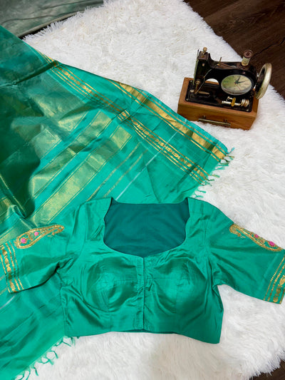 Gadwal Pure Silk Saree – Emerald Green with Pink Pallu & Gold Zari Border, Handwoven Traditional Indian Saree with Matching Blouse