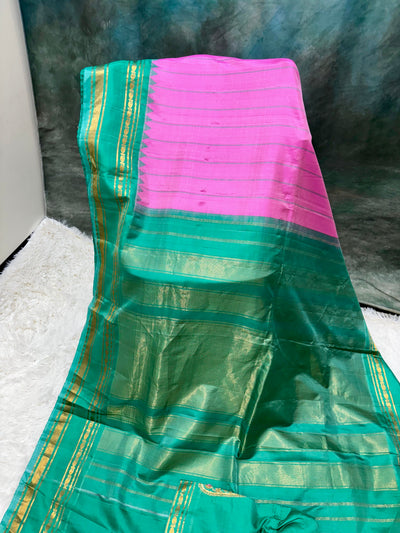 Gadwal Pure Silk Saree – Emerald Green with Pink Pallu & Gold Zari Border, Handwoven Traditional Indian Saree with Matching Blouse