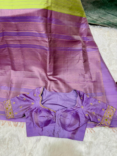 Green Gadwal Silk Saree with Lavender Contrast Border & Embroidered Blouse