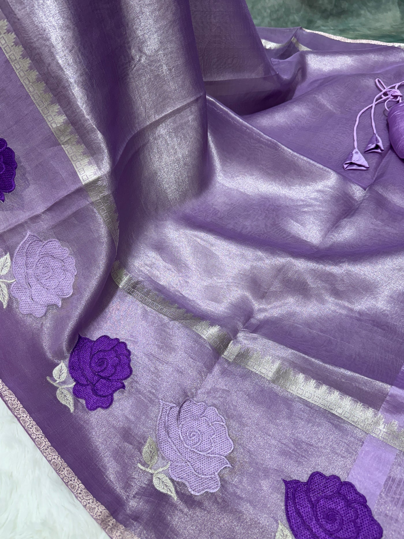 Lavender Banarasi Kora Silk Saree with Rose Motif Border & Matching Blouse