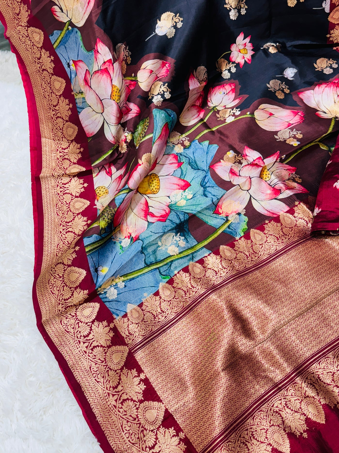 Banarasi Silk Saree – Black with Maroon Border, Lotus Floral Digital Print & Golden Zari Work, with Matching Blouse