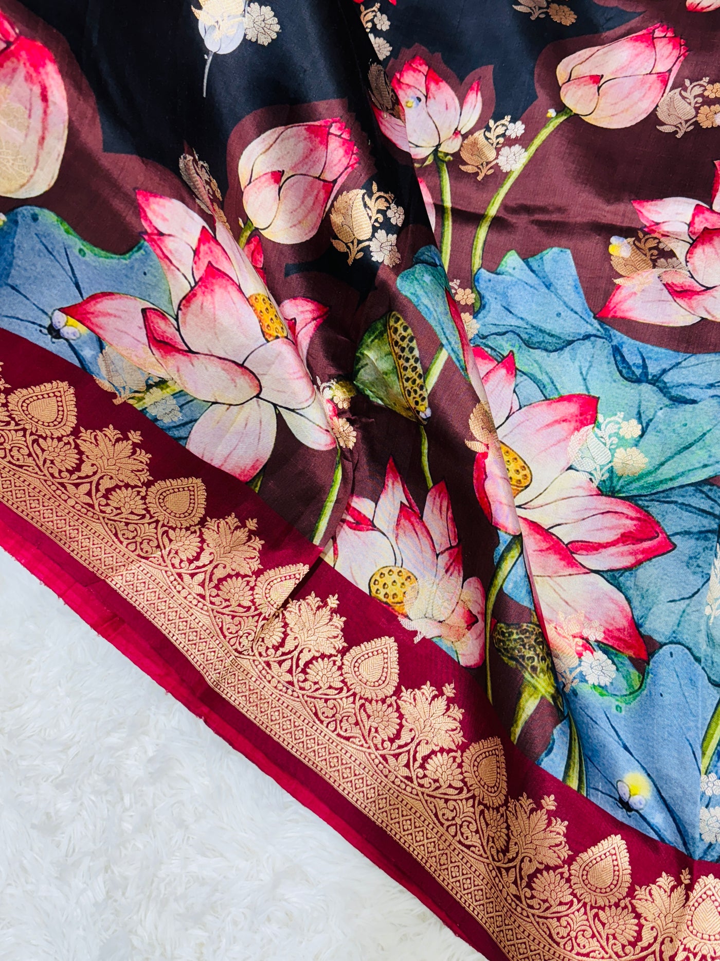 Banarasi Silk Saree – Black with Maroon Border, Lotus Floral Digital Print & Golden Zari Work, with Matching Blouse