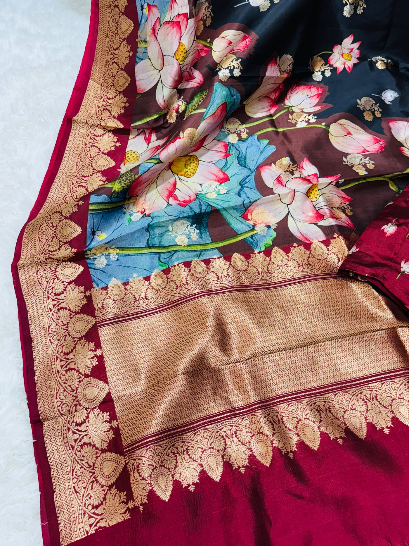 Banarasi Silk Saree – Black with Maroon Border, Lotus Floral Digital Print & Golden Zari Work, with Matching Blouse