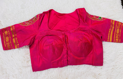 Gadwal Pure Silk Saree – Royal Blue with Pink Border & Golden Zari Weaving, Paired with Embroidered Pink Blouse