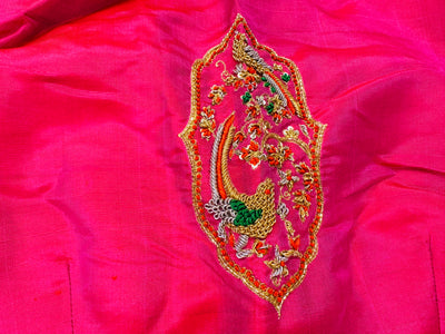 Gadwal Pure Silk Saree – Royal Blue with Pink Border & Golden Zari Weaving, Paired with Embroidered Pink Blouse