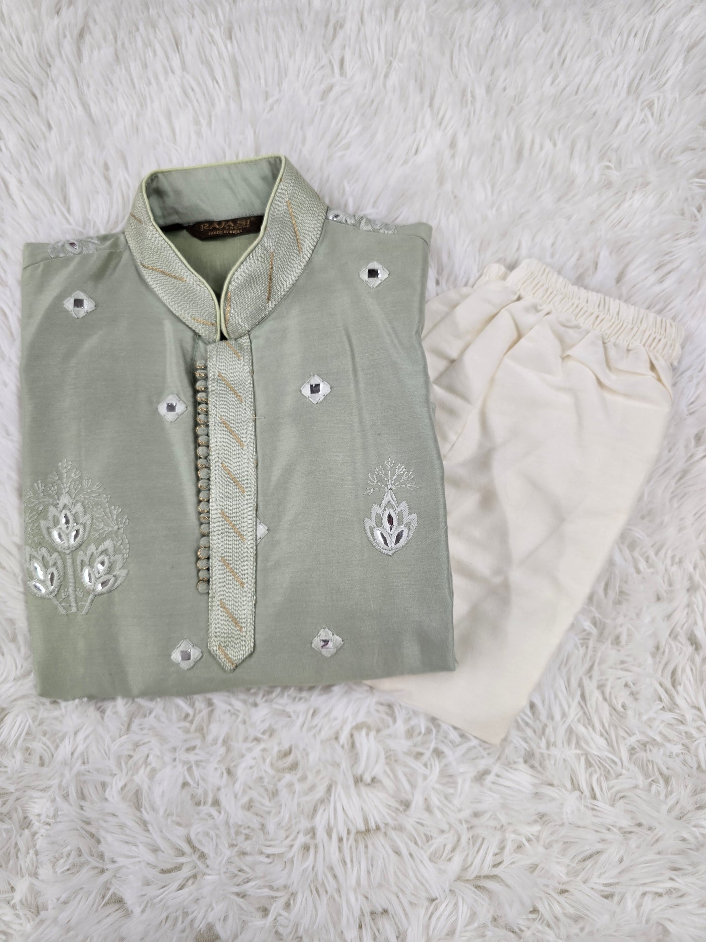 Boys Embroidered Kurta Pyjama Set