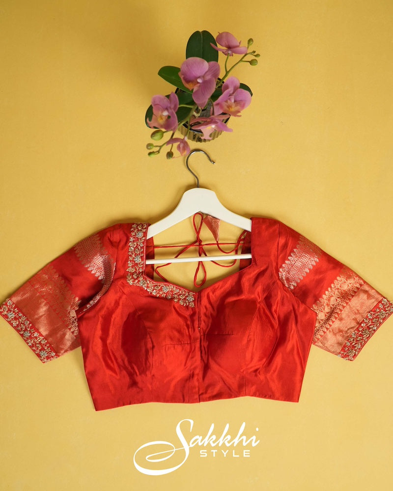 VERMILLION CRUSHED TISSUE SAREE WITH BLOUSE