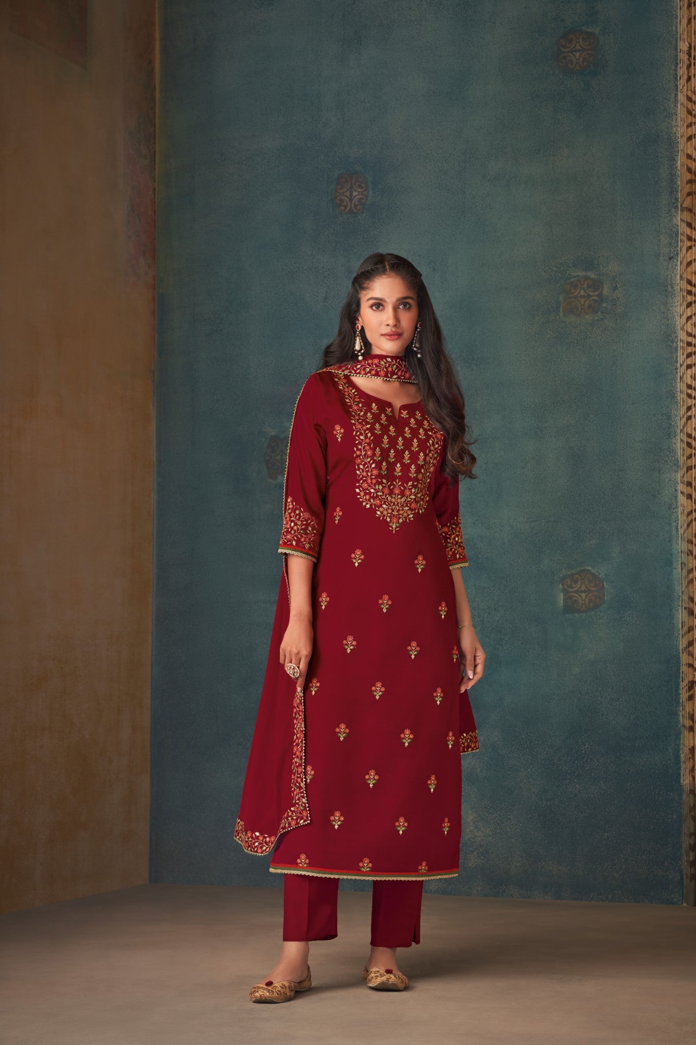 MAROON GEORGETTE SALWAR SUIT SET WITH EMBROIDERY