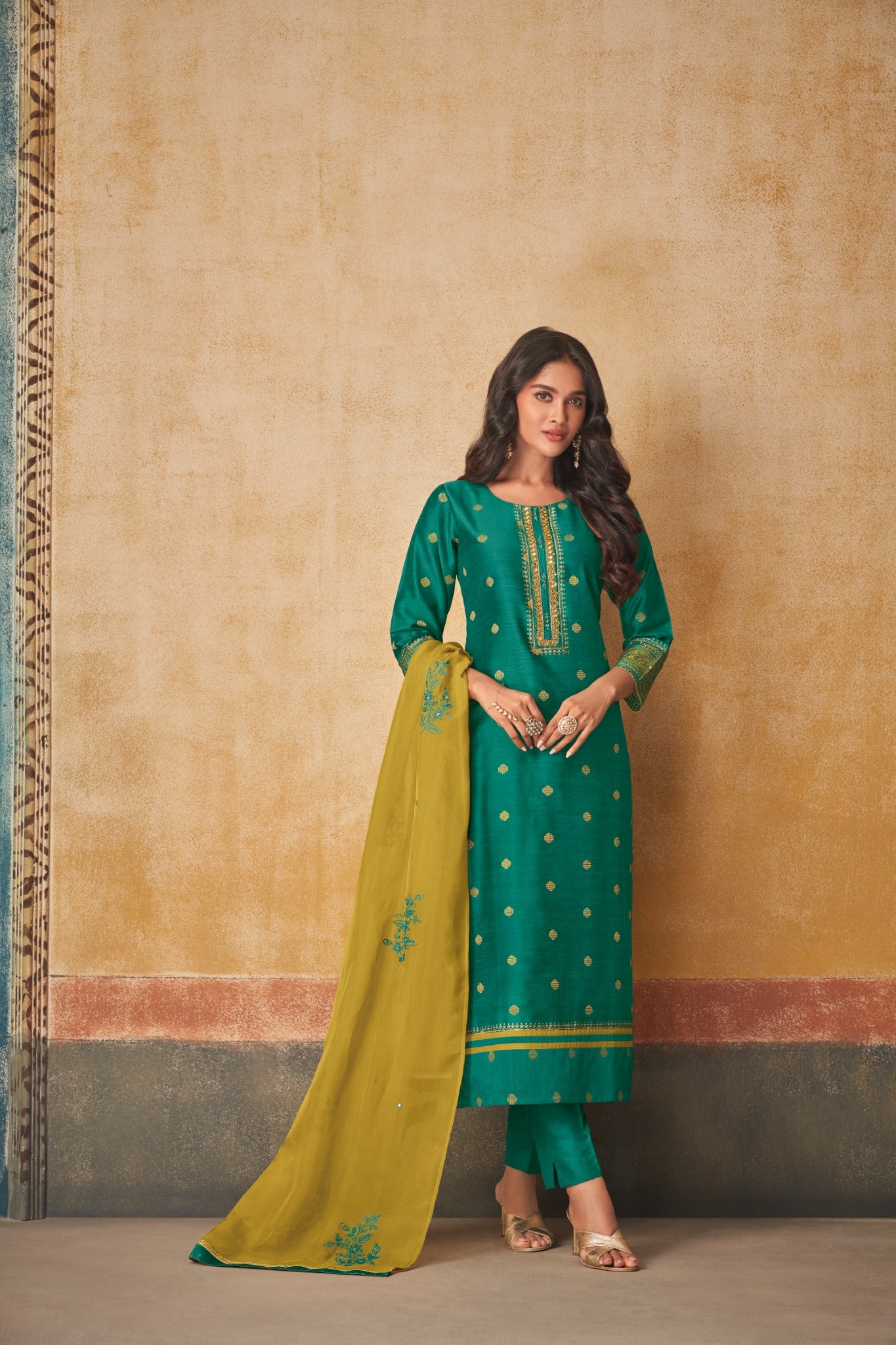 GREEN AND YELLOW SALWAR SUIT SET WITH SCATTERED BUTTIS