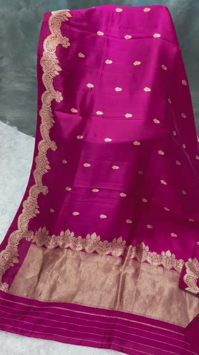 Magenta Banarasi Kora Saree with Golden Zari Border & Scallop Blouse