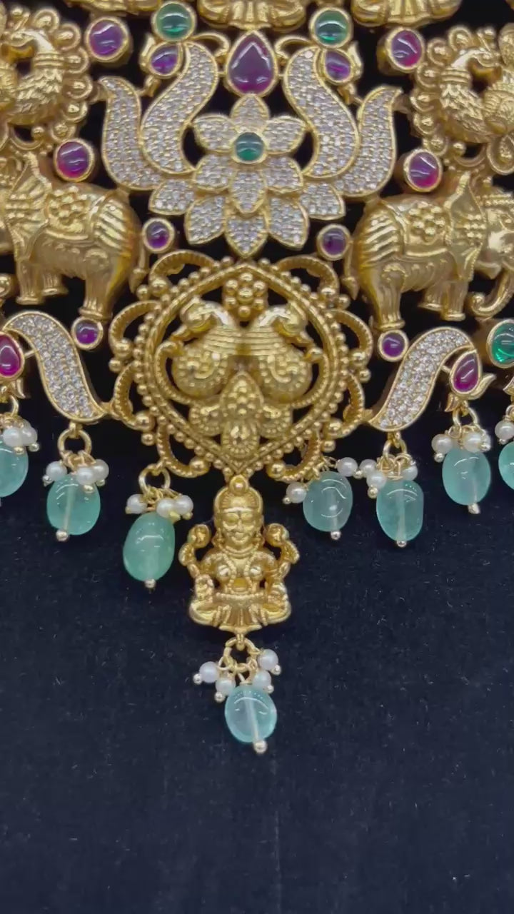 Antique Temple Choker Necklace Set – Lakshmi & Peacock Motif with Green Beads