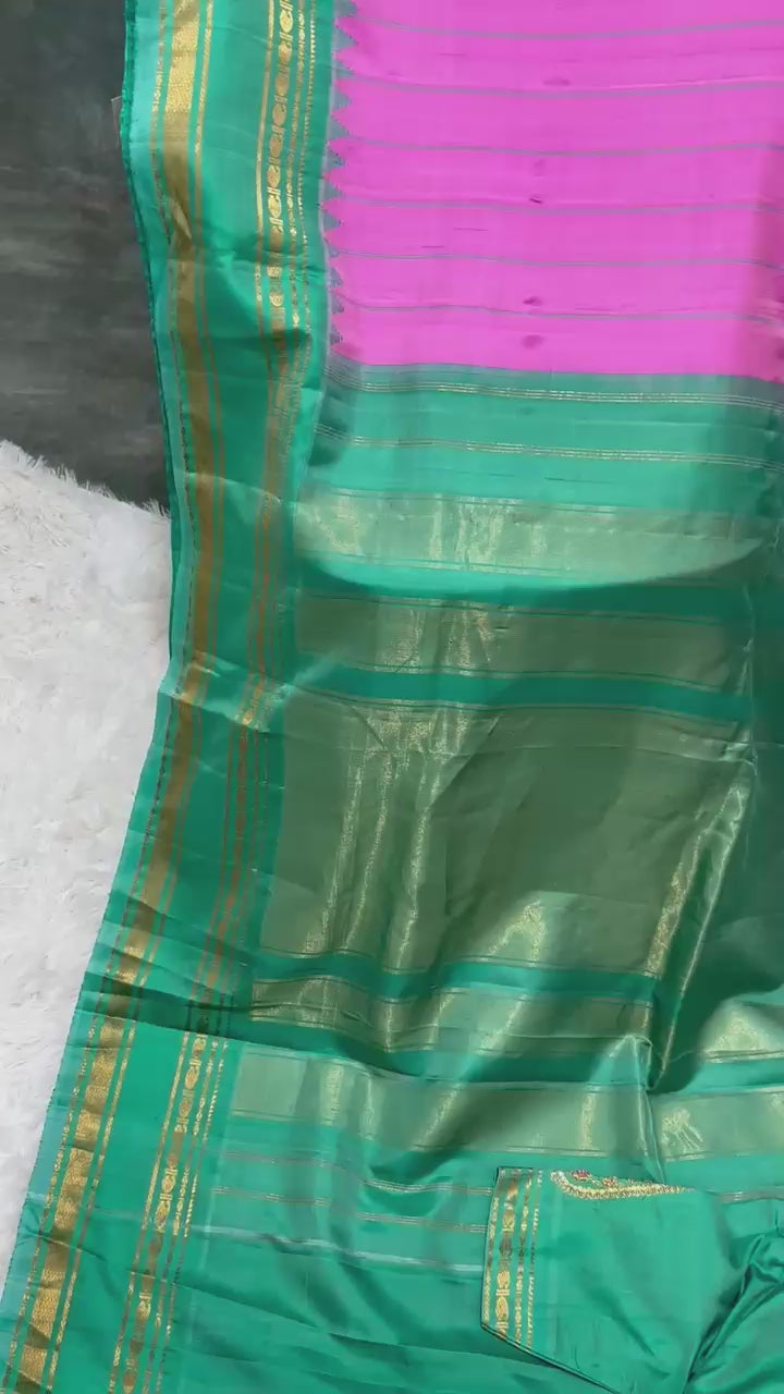 Gadwal Pure Silk Saree – Emerald Green with Pink Pallu & Gold Zari Border, Handwoven Traditional Indian Saree with Matching Blouse