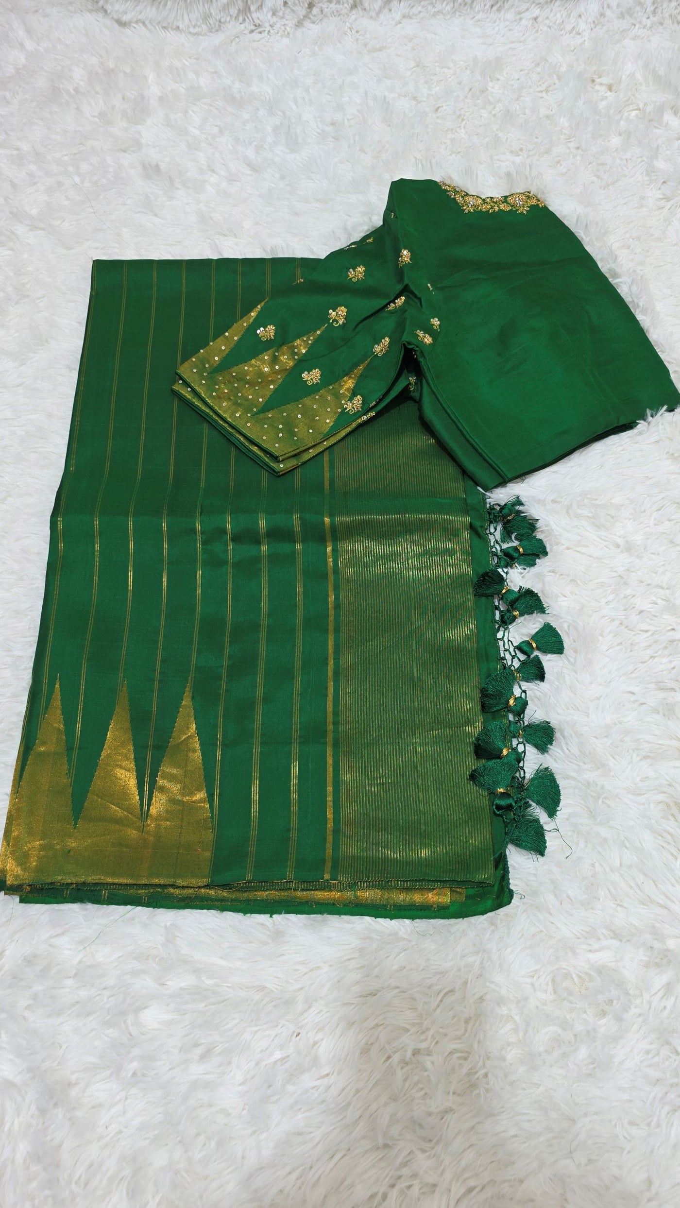 Emerald Green Gadwal Silk Saree with Golden Zari Weave & Designer Blouse