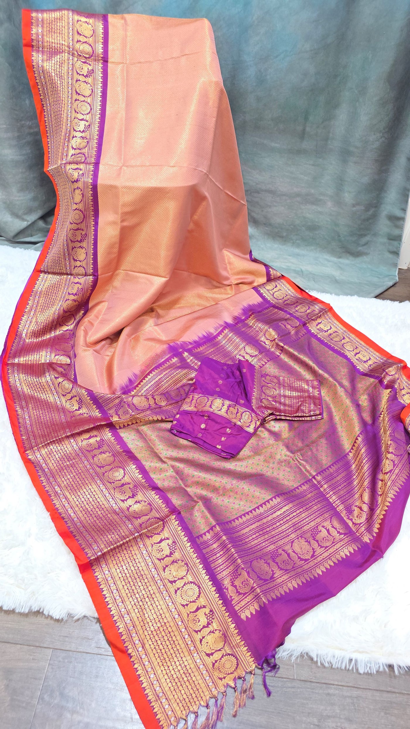 Gadwal Pure Silk Saree – Peach Body with Purple Zari Border & Rich Pallu, Handwoven Traditional Saree with Contrast Blouse