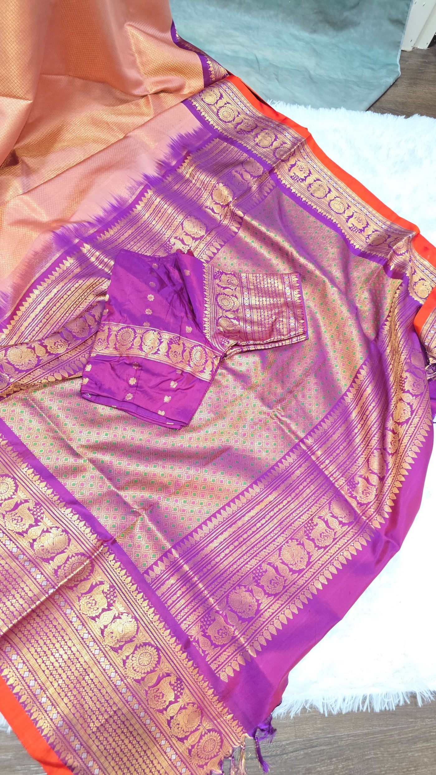 Gadwal Pure Silk Saree – Peach Body with Purple Zari Border & Rich Pallu, Handwoven Traditional Saree with Contrast Blouse