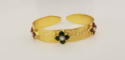 Flower Motifs 1 Gram Gold Bracelet - Sakkhi Style