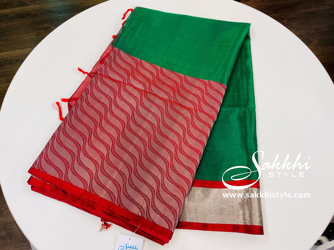 Green and Maroon Pure Silk Kanjeevaram Pattu Saree - Sakkhi Style