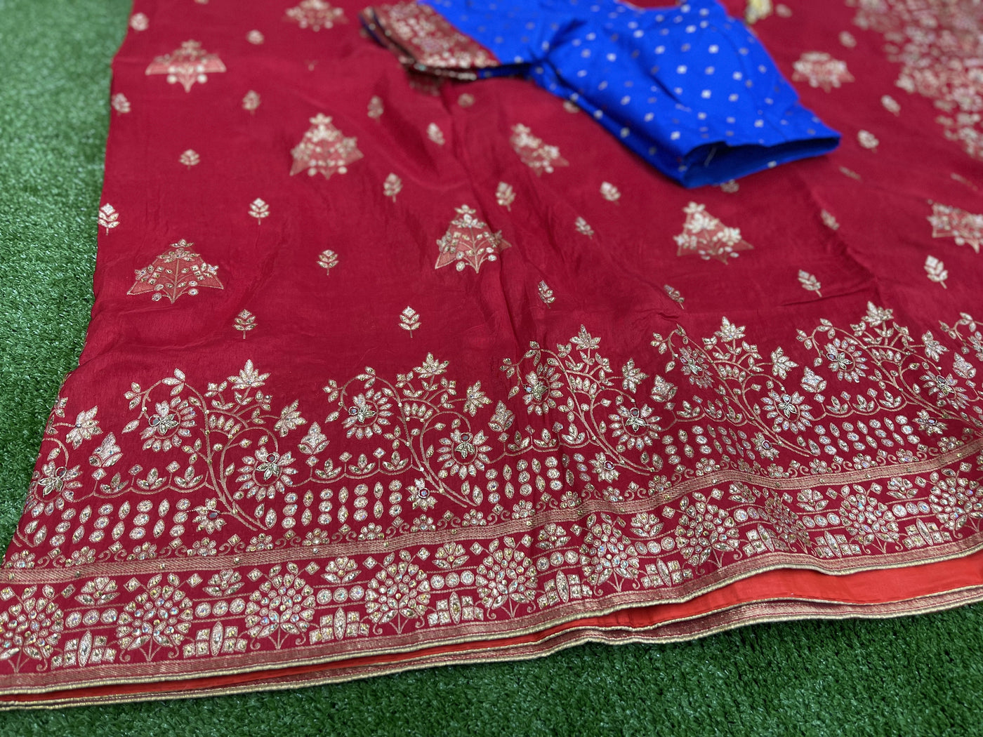 Red and Blue Moonga Silk Saree - Sakkhi Style