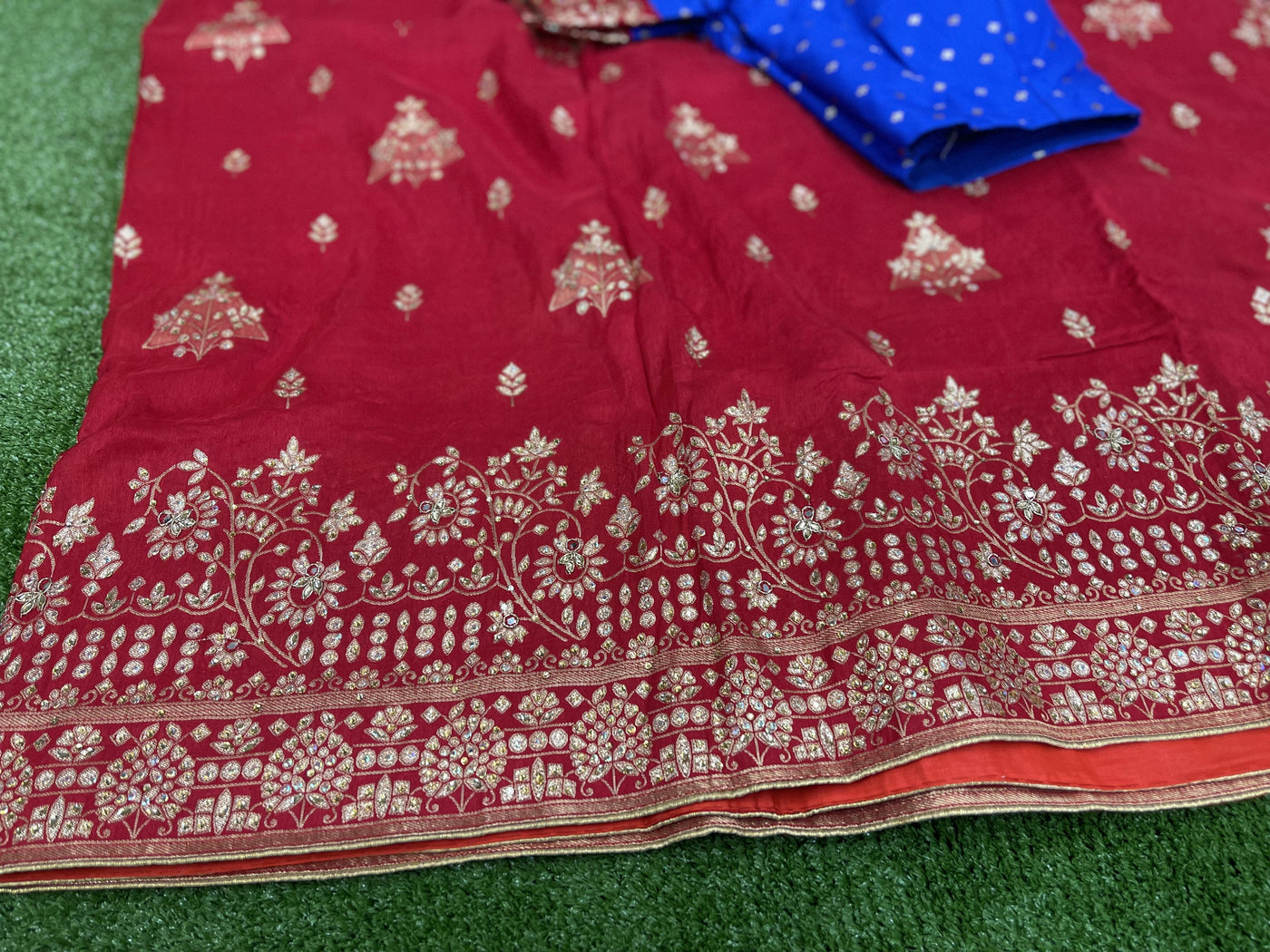 Red and Blue Moonga Silk Saree - Sakkhi Style