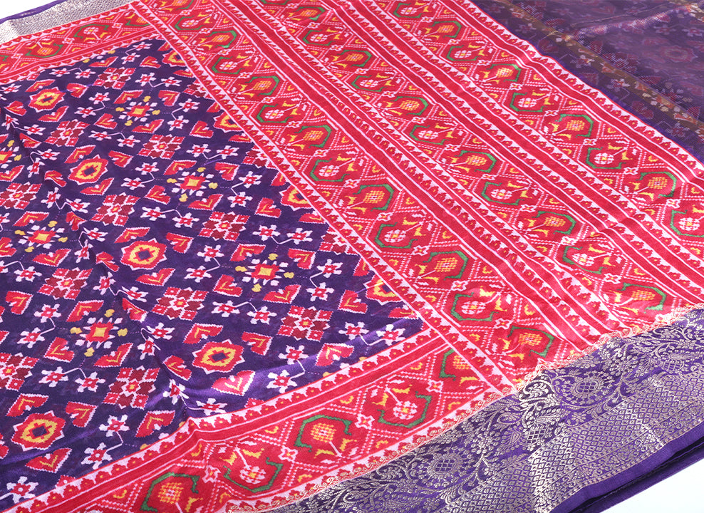 Violet and Red Dual Tone Tussar Silk Saree - Sakkhi Style