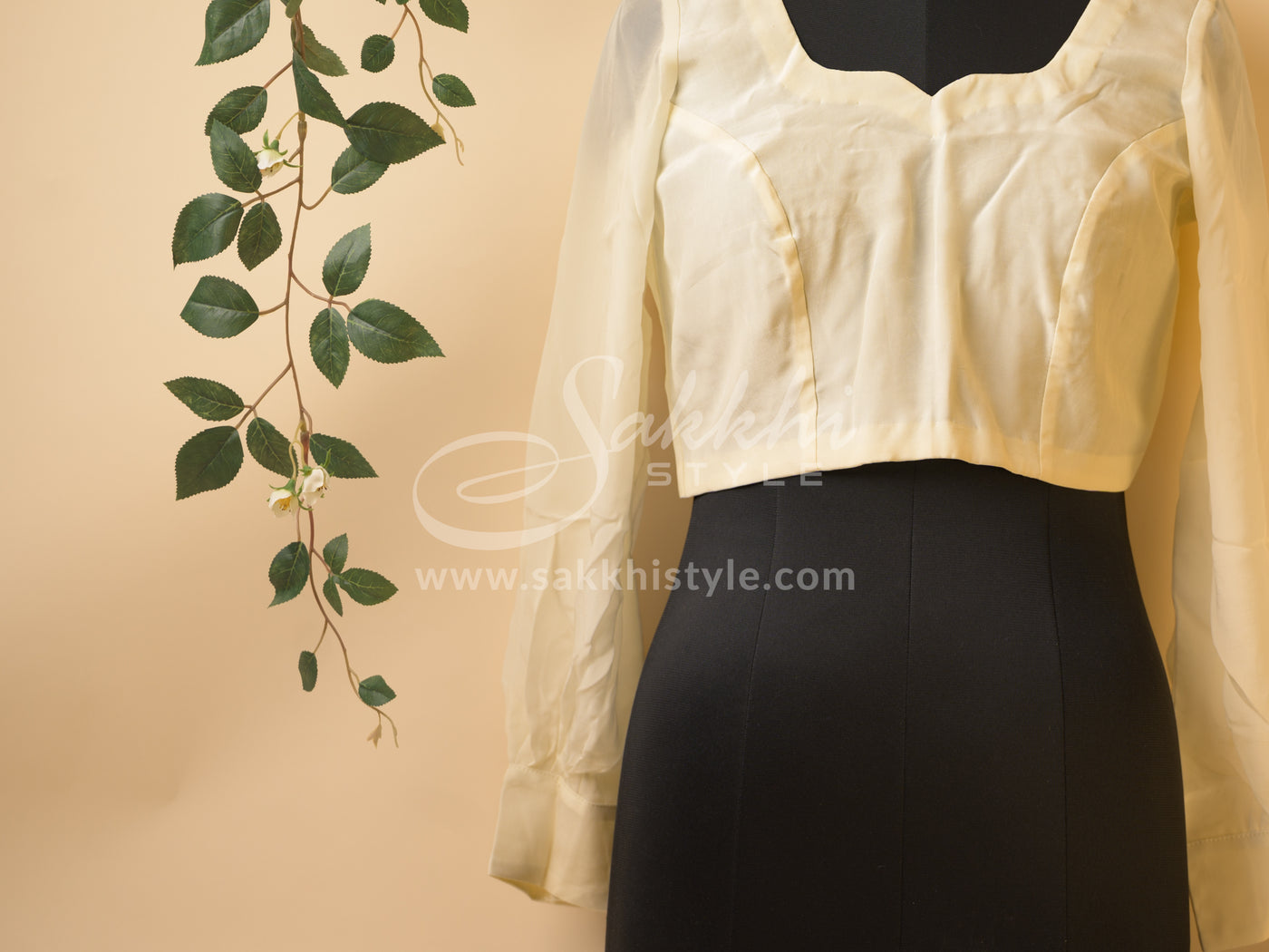 GREY AND WHITE LEHERIYA GEORGETTE WITH FULL SLEEVED BLOUSE - Sakkhi Style