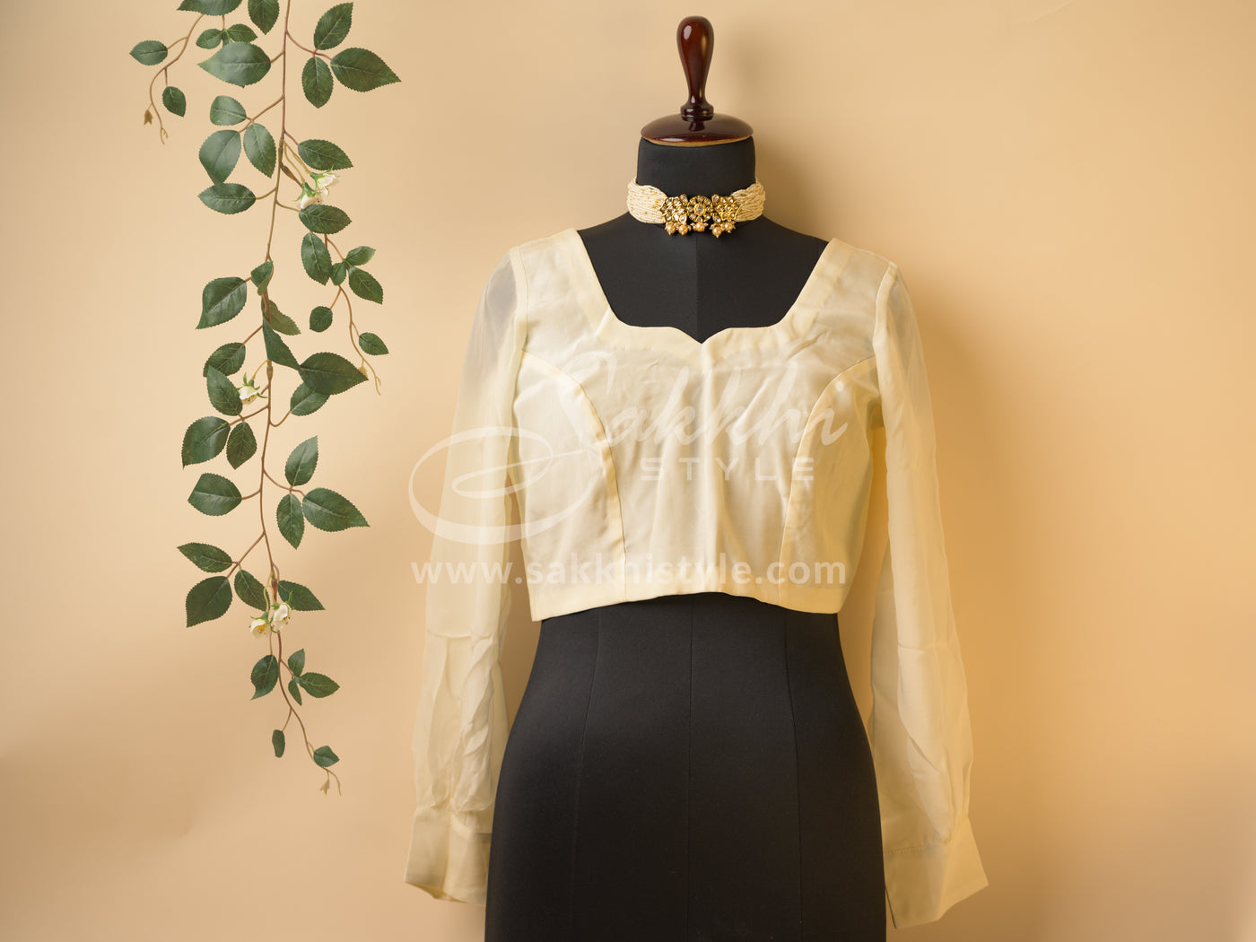 GREY AND WHITE LEHERIYA GEORGETTE WITH FULL SLEEVED BLOUSE - Sakkhi Style